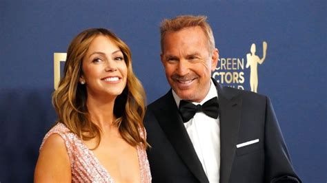 kevin costner wife bikini|Kevin Costners estranged wife Christine soaks up。